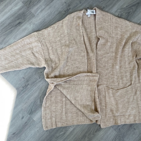 Topshop Beige Ribbed Pocketed Side Slit Cardigan - Picture 6 of 8